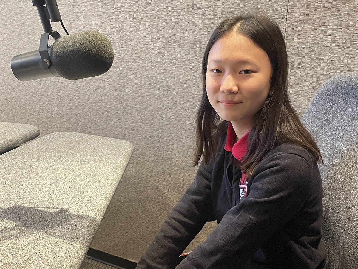 11-year-old violinist Yooni Choi in the KBAQ studios